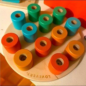 Lovevery peg board